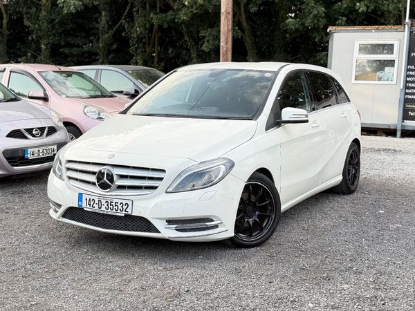 Mercedes-Benz B-Class MPV, Petrol, 2014, White