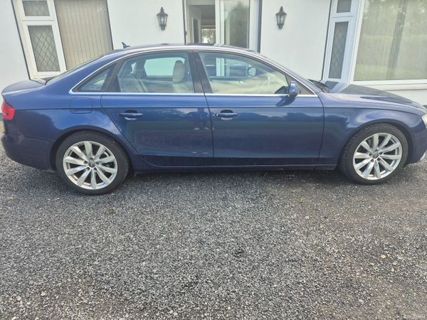 Audi A4 Saloon, Diesel, 2014, Blue