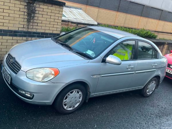 Hyundai Accent Saloon, Petrol, 2008, Silver