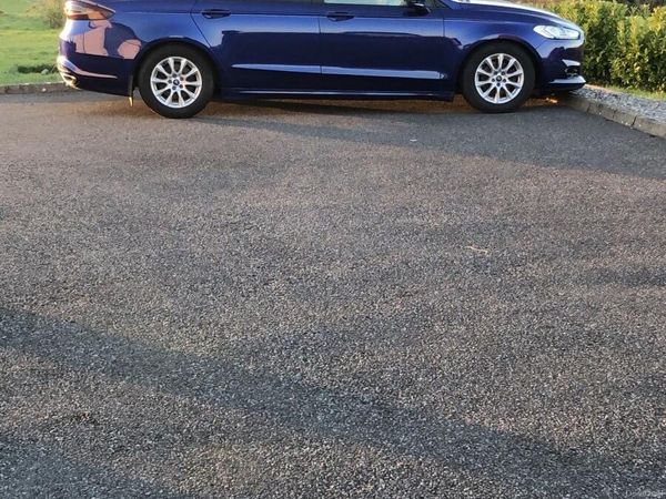 Ford Mondeo Hatchback, Diesel, 2016, Blue