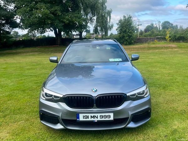 BMW 5-Series Estate, Diesel, 2019, Blue