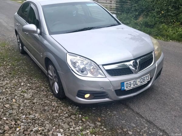 Vauxhall Vectra Hatchback, Diesel, 2009, Silver