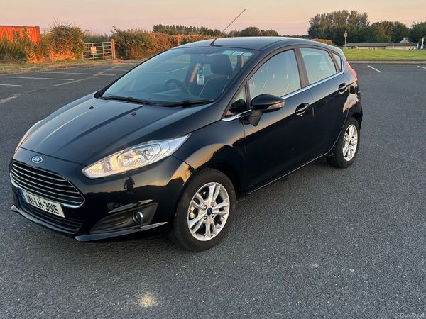Ford Fiesta Hatchback, Diesel, 2014, Black