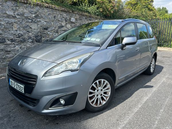 Peugeot 5008 MPV, Diesel, 2015, Grey