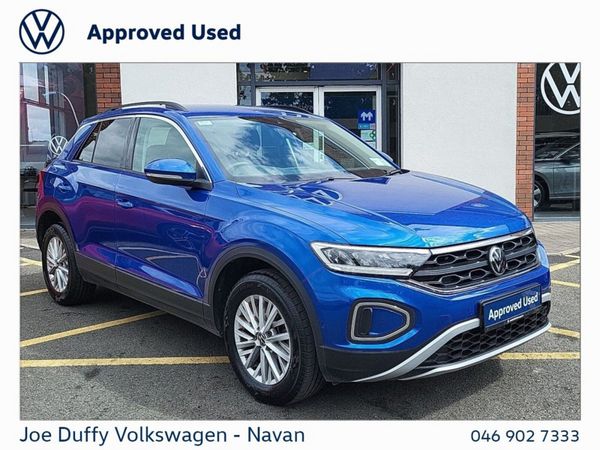 Volkswagen T-Roc SUV, Diesel, 2023, Blue