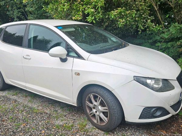 SEAT Ibiza Hatchback, Petrol, 2010, White