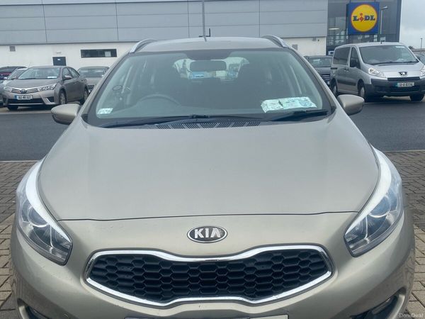Kia Ceed Estate/Jeep, Diesel, 2013, Silver
