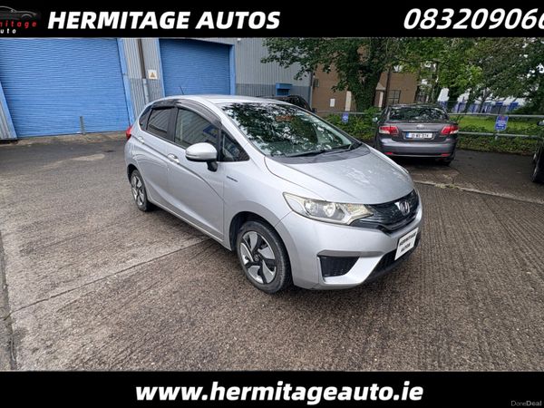 Honda Fit Hatchback, Petrol Hybrid, 2014, Silver