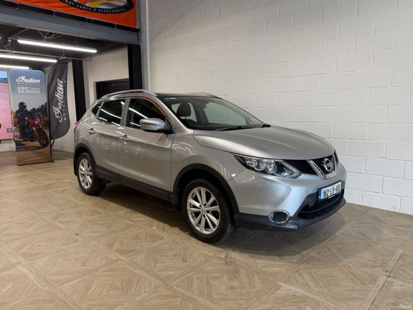 Nissan Qashqai Hatchback, Petrol, 2016, Silver