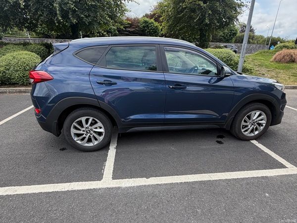 Hyundai Tucson SUV, Diesel, 2017, Blue