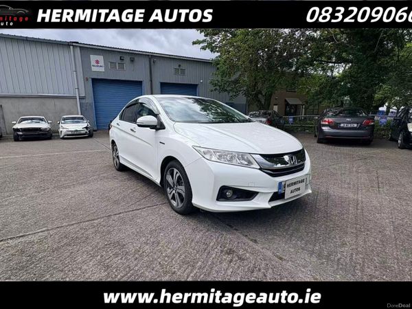 Honda Grace Saloon, Petrol Hybrid, 2015, White