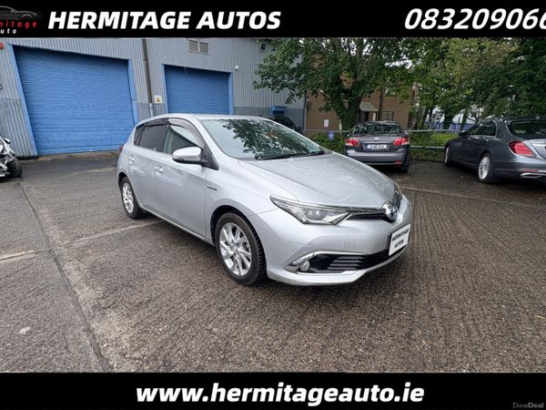 Toyota Auris Hatchback, Petrol Hybrid, 2016, Silver