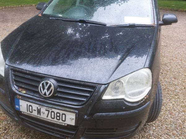 Volkswagen Polo Hatchback, Petrol, 2010, Black
