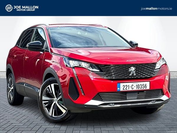 Peugeot 3008 MPV, Petrol, 2022, Red