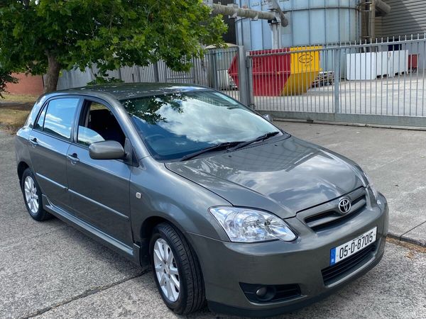 Toyota Corolla Hatchback, Diesel, 2005, Grey