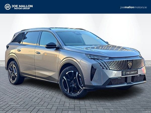 Peugeot 5008 SUV, Electric, 2026, Grey