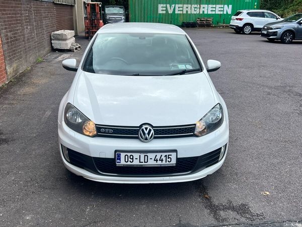 Volkswagen Golf Hatchback, Diesel, 2009, White