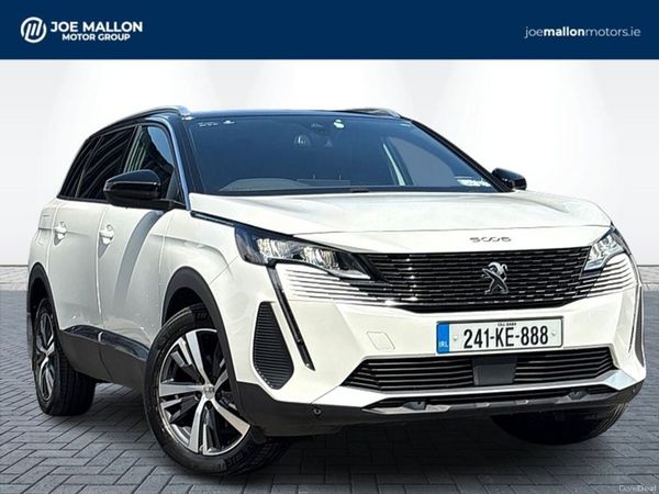 Peugeot 5008 MPV, Petrol Hybrid, 2024, White