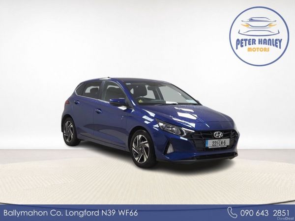 Hyundai i20 Hatchback, Petrol, 2022, Blue