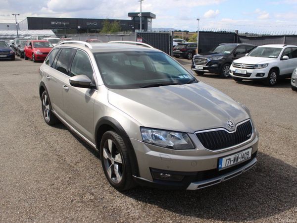 Skoda Octavia Estate, Diesel, 2017, Yellow