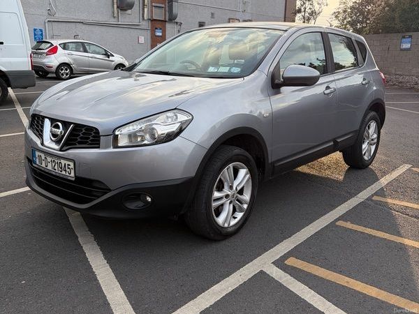 Nissan Qashqai Hatchback, Diesel, 2010, Grey