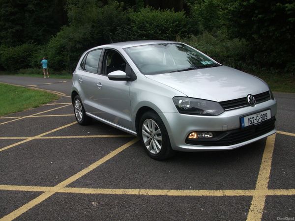 Volkswagen Polo Hatchback, Petrol, 2016, Silver