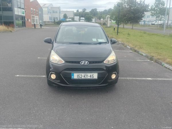 Hyundai i10 Hatchback, Petrol, 2015, Black