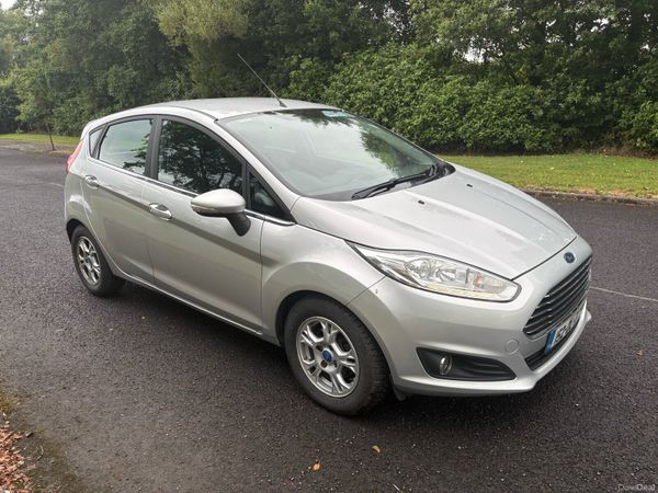 Ford Fiesta Hatchback, Diesel, 2015, Silver