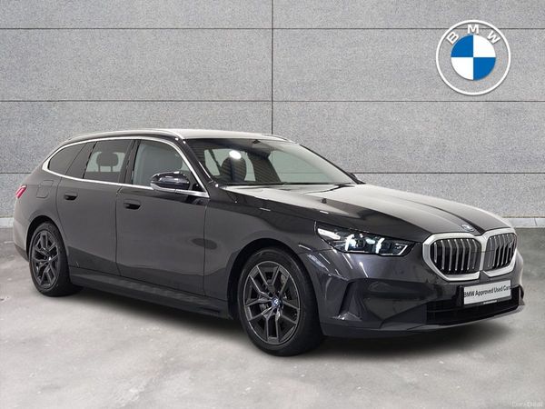 BMW i5 Estate, Electric, 2025, Grey