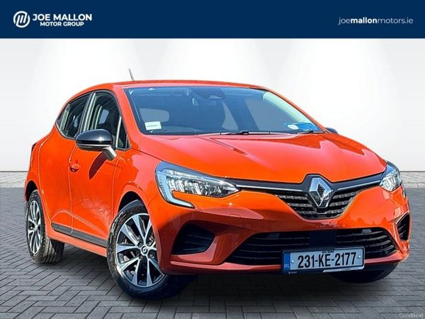 Renault Clio Hatchback, Petrol, 2023, Orange