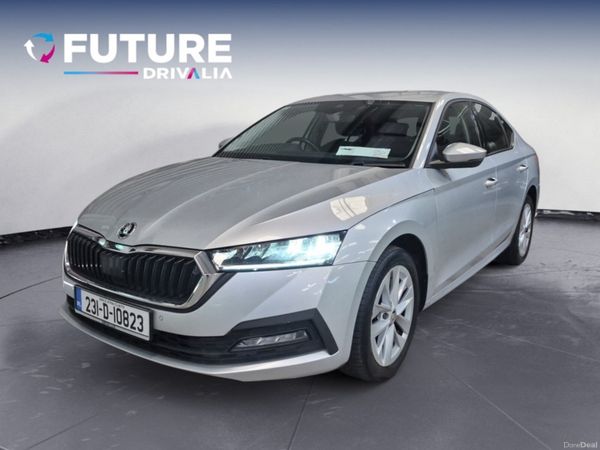 Skoda Octavia Saloon, Diesel, 2023, Grey