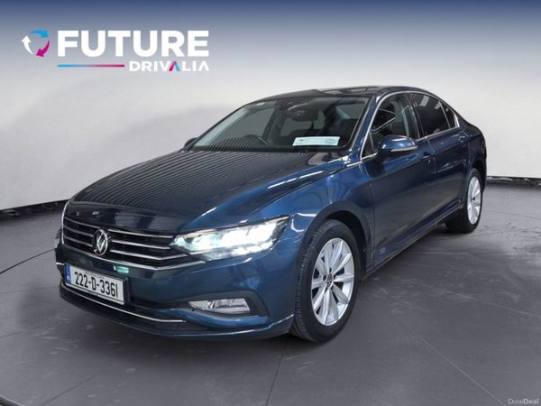 Volkswagen Passat Saloon, Diesel, 2022, Blue