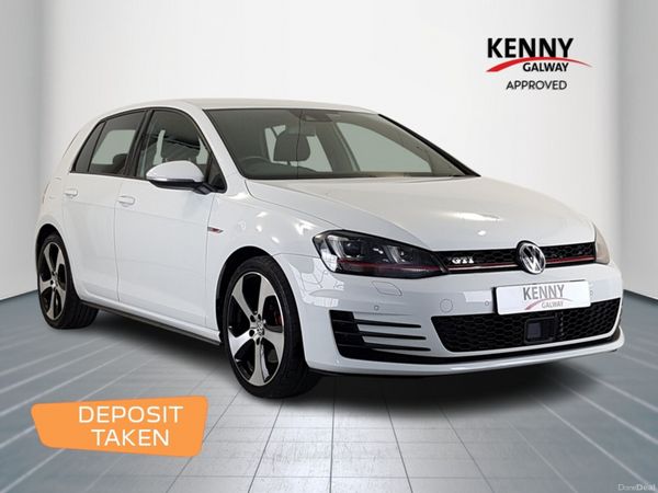 Volkswagen Golf Hatchback, Petrol, 2014, White