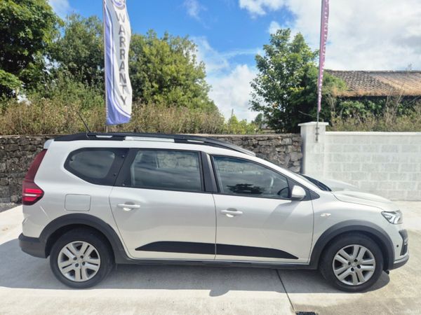 Dacia Jogger MPV, Petrol, 2022, Grey