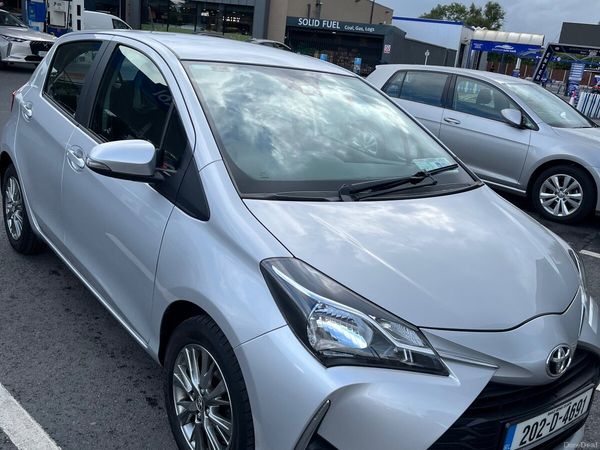 Toyota Yaris MPV, Petrol, 2020, Grey