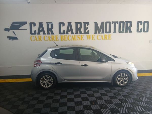 Peugeot 208 Hatchback, Diesel, 2014, Grey