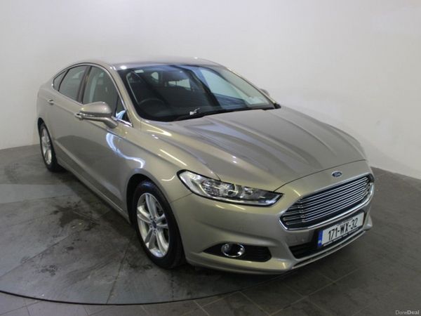Ford Mondeo Hatchback, Diesel, 2017, Grey