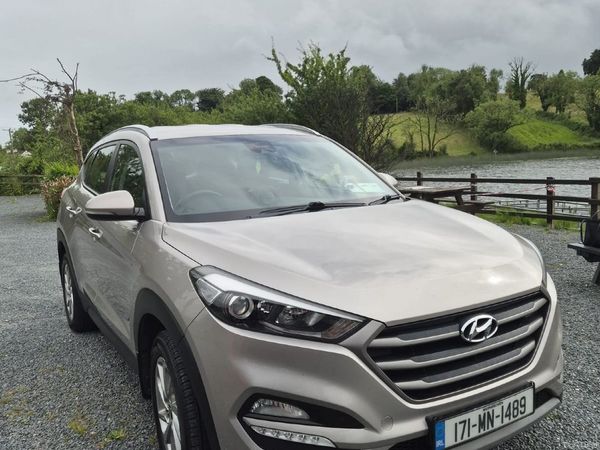 Hyundai Tucson SUV, Diesel, 2017, Beige