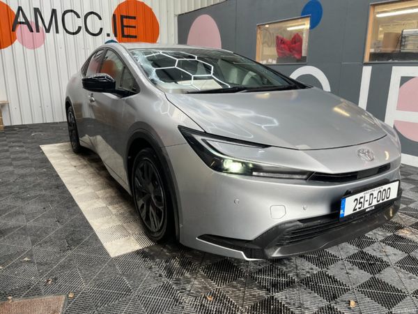 Toyota Prius Saloon, Petrol Hybrid, 2025, Silver