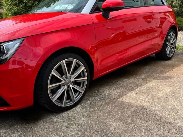 Audi A1 Hatchback, Petrol, 2011, Red