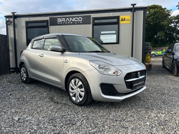 Suzuki Swift Hatchback, Petrol Hybrid, 2021, Silver