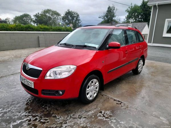 Skoda Fabia Estate, Petrol, 2008, Red