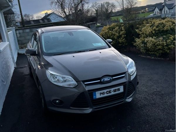 Ford Focus Hatchback, Diesel, 2014, Brown