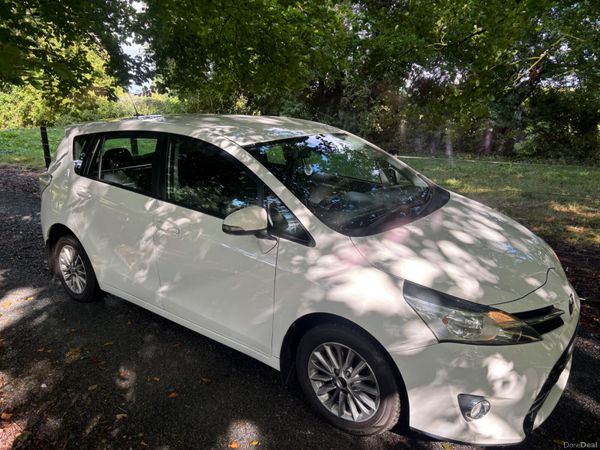 Toyota Verso MPV, Diesel, 2016, White