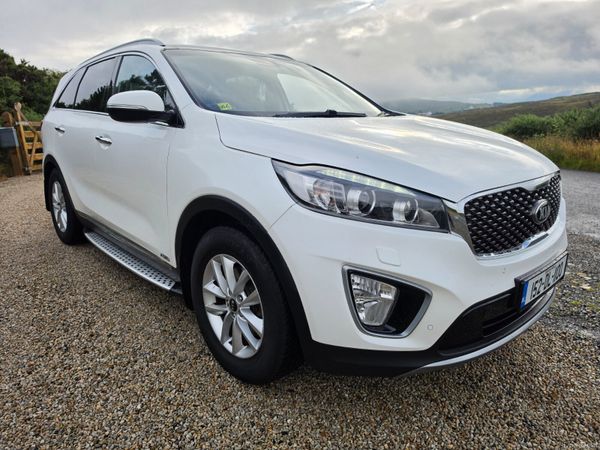 Kia Sorento SUV, Diesel, 2015, White