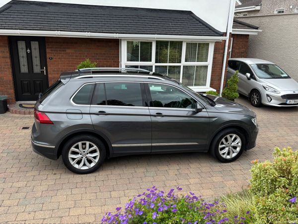 Volkswagen Tiguan SUV, Diesel, 2019, Grey