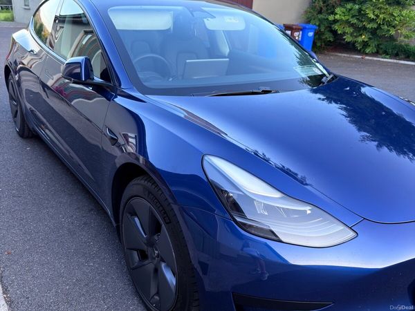 Tesla Model 3 Saloon, Electric, 2022, Blue