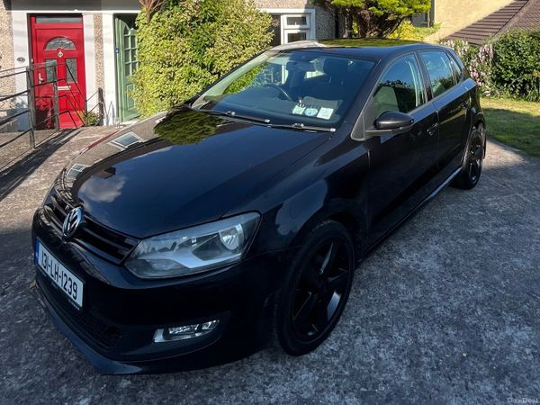 Volkswagen Polo Hatchback, Petrol, 2013, Black