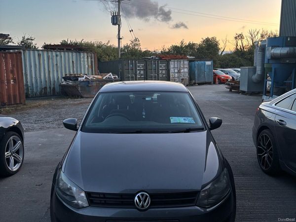 Volkswagen Polo Hatchback, Petrol, 2012, Grey
