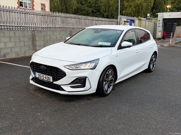 Ford Focus Hatchback, Diesel, 2025, White